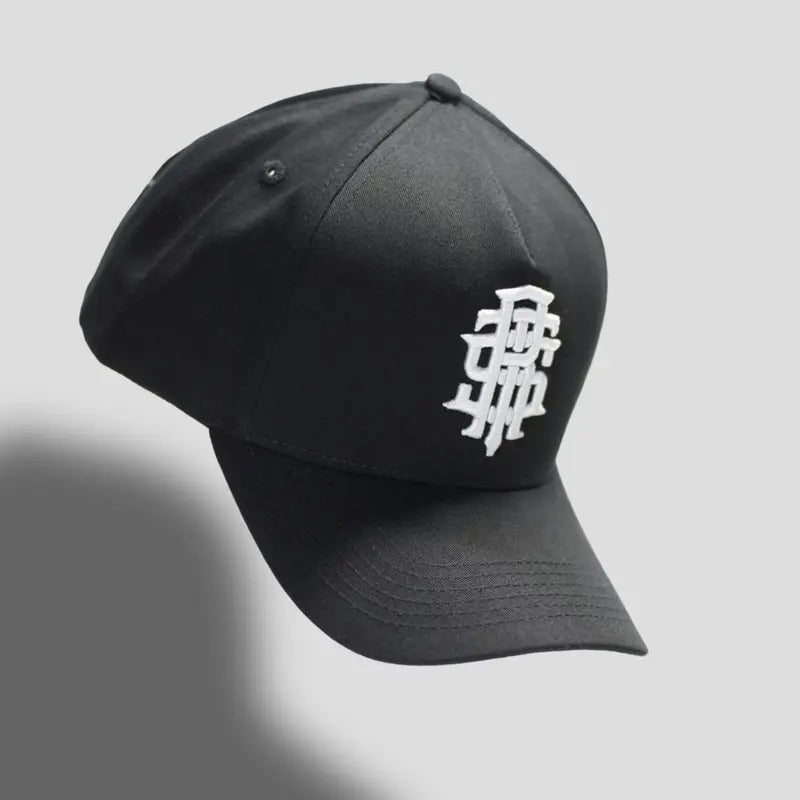 002. Varsity Cap Enclosed Black