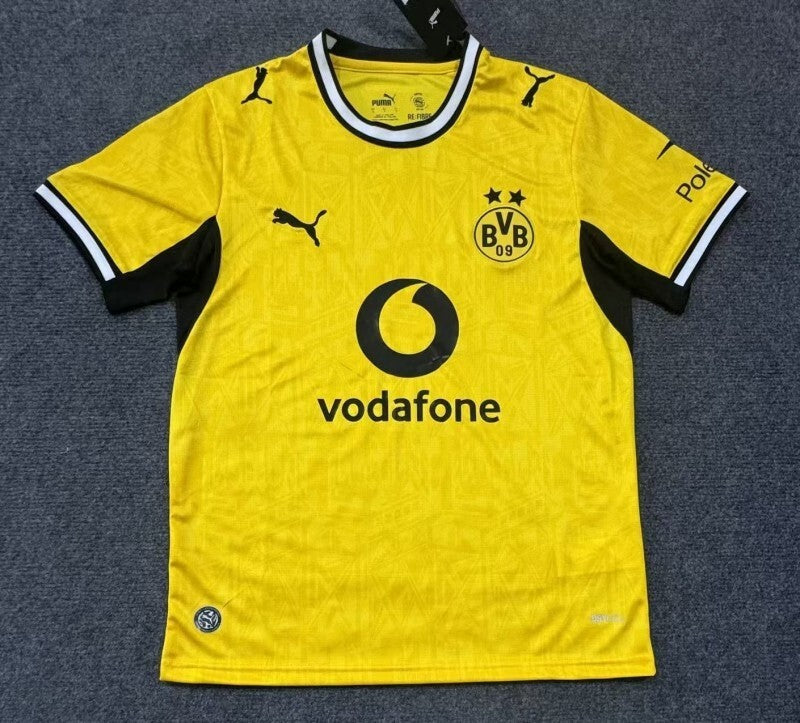 26 27 Borussia Dortmund Dortmund Home Style 4