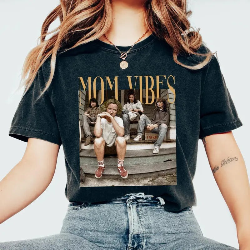 90's Mom Vibes Shirt, Thug Mom T-Shirt, Retro S!tcom Mom Vibes, Funny, Cute T-shirt, Gift for Mama, Gift for Mom, Top Womenswear, Lady Underwear