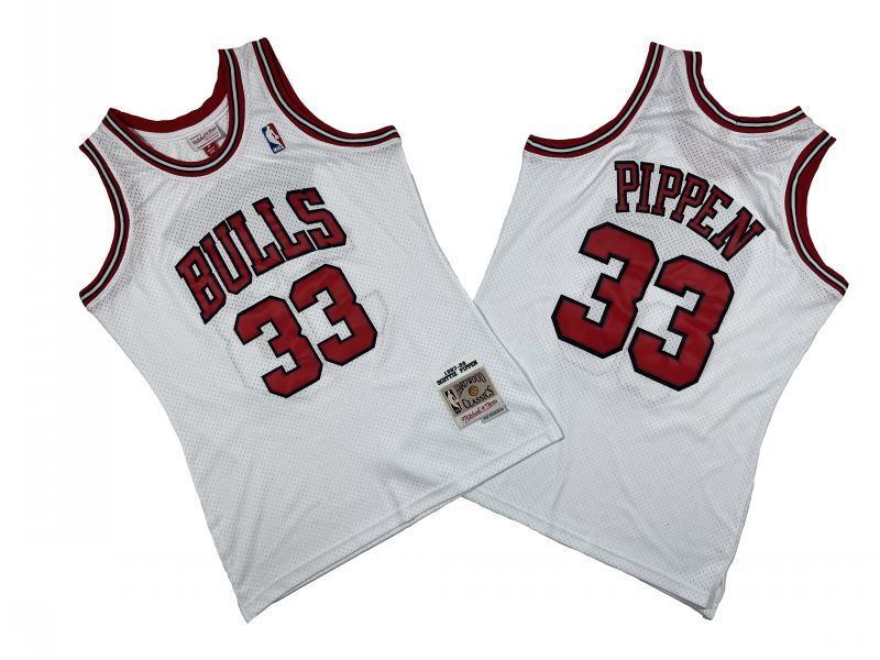 Chicago Bulls #33 Scottie Pippen Bulls 33 # White 97-98 Season Mitchell Retro Jersey -- Scottie . Pippen Style 2