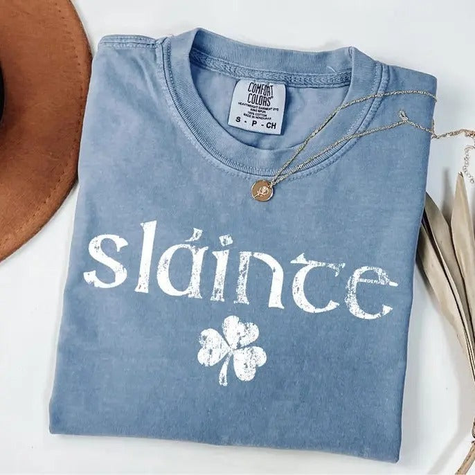 Comfort Colors Retro Slainte T-Shirt, Womens Lucky Shirt, St Patricks Day Tee, Shamrock TShirt, Cute Patricks Day Shirt,...