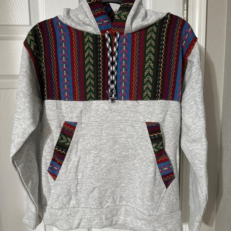 Hoddie estilo peruano size S unisex T-Shirts, Hoodie, Sweatshirt | InkThreadWorks.com