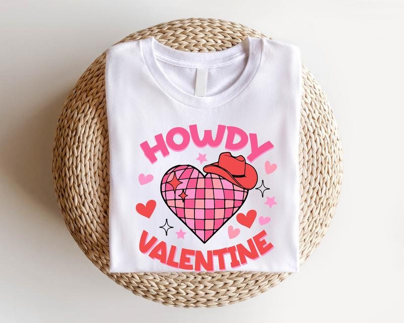 Howdy Valentine Shirt, Western Valentines Day T-Shirt, Cowgirl Gift Tee For Valentine, Trendy Howdy Shirt, Funny Retro...