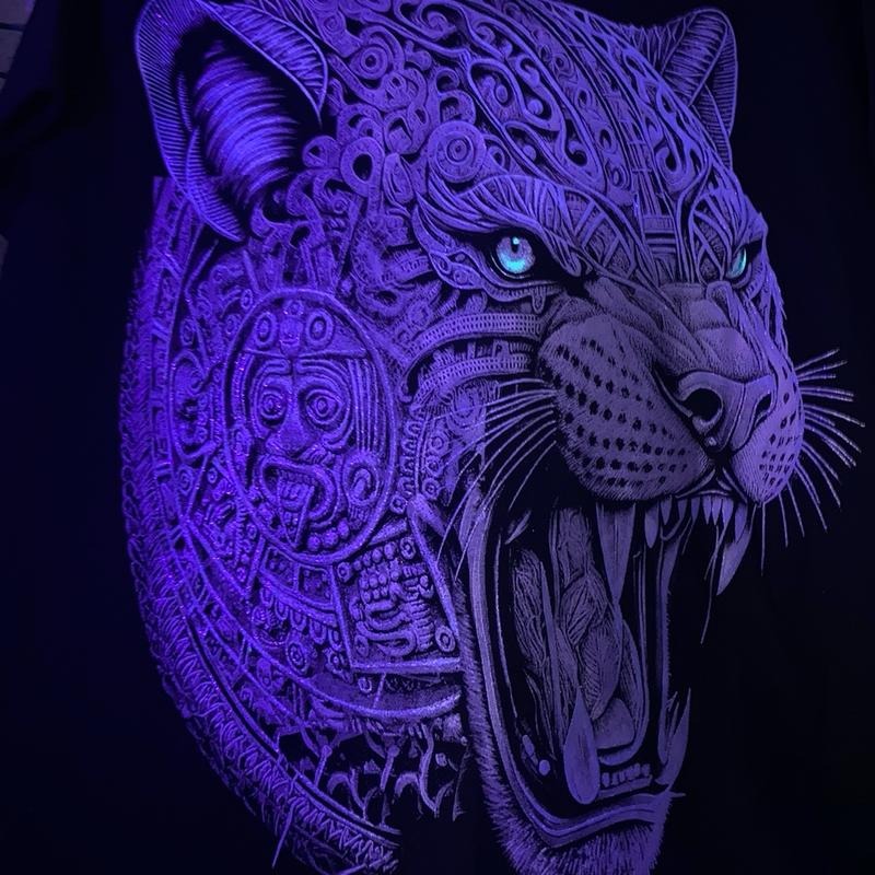 Jaguar Azteca T-Shirt Black Mexican Calendar Design Raglan Sleeve Crew Neck Graphic Top - Menswear