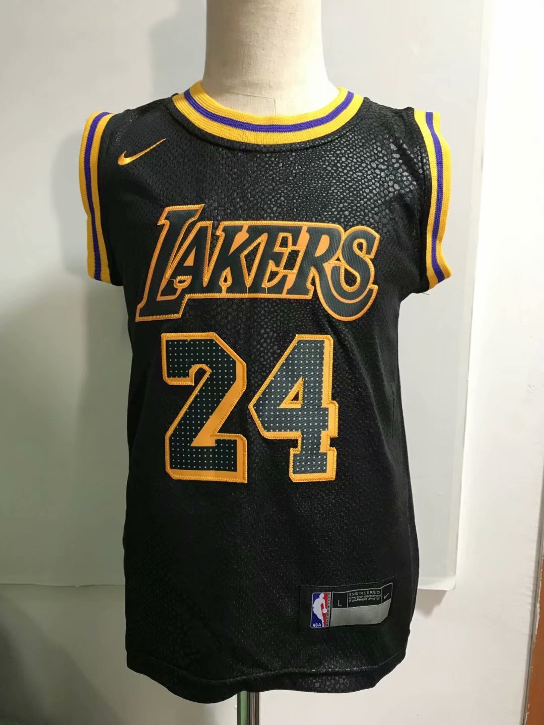 Los Angeles Lakers #24 Kobe Bryant Black Style 2