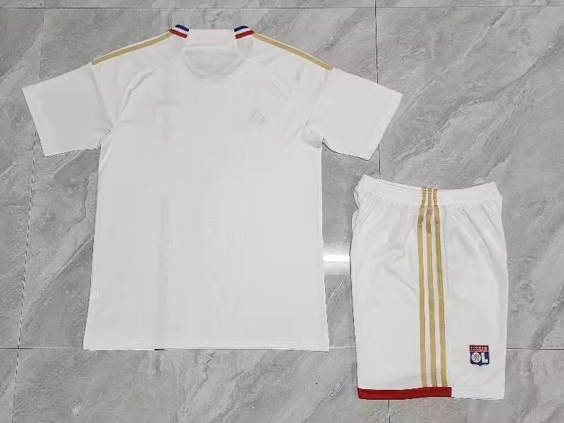 Olympique Lyonnais Style 1