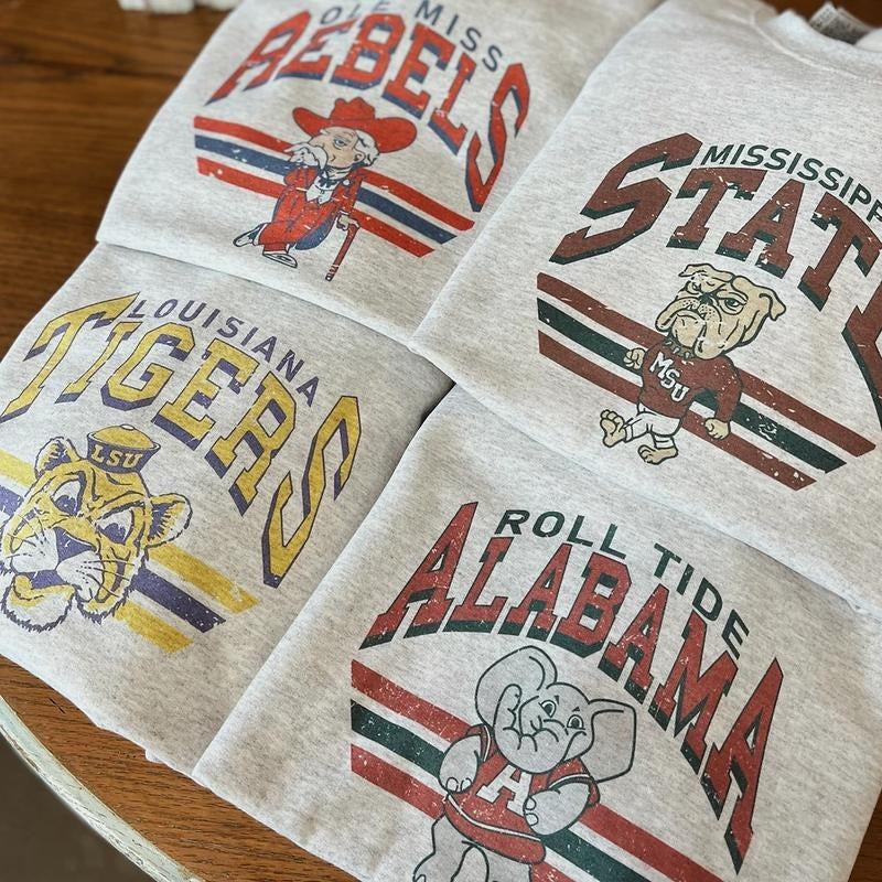 Retro NCAA College Football Mascot Crewneck Sweatshirt Classic Menswear Tops Cotton Sweaters Sport Fabric Casual Embroidered Hoodie