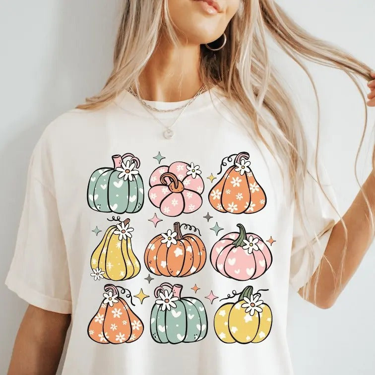 Retro Pumpkin tshirt, Retro Fall tshirt, Pumpkin Season tshirt, Pumpkins & Daisies tshirt, Fall Coquette tshirt, Trendy...