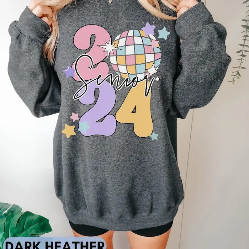Senior 2024 Sweatshirt Retro, Class of 2024 Sweater groovy disco, 2024 Graduation Sweat shirt, Back To School Senior...
