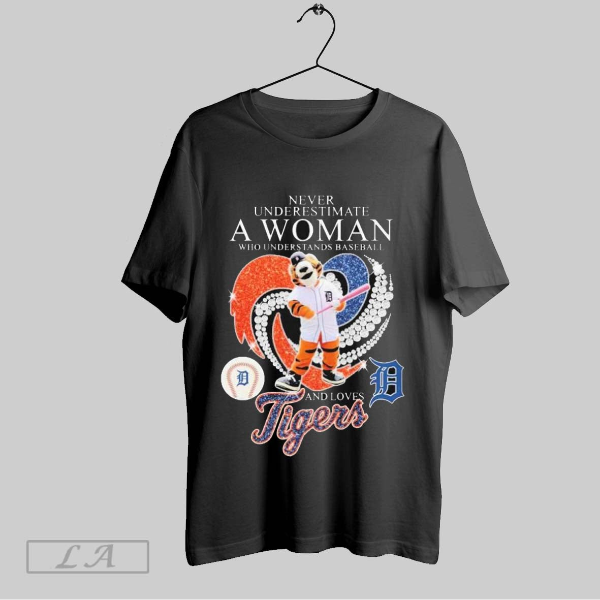 Top Never Underestimate A Woman Who Understands Baseball And Loves Detroit Tigers Mascot Heart Diamond
