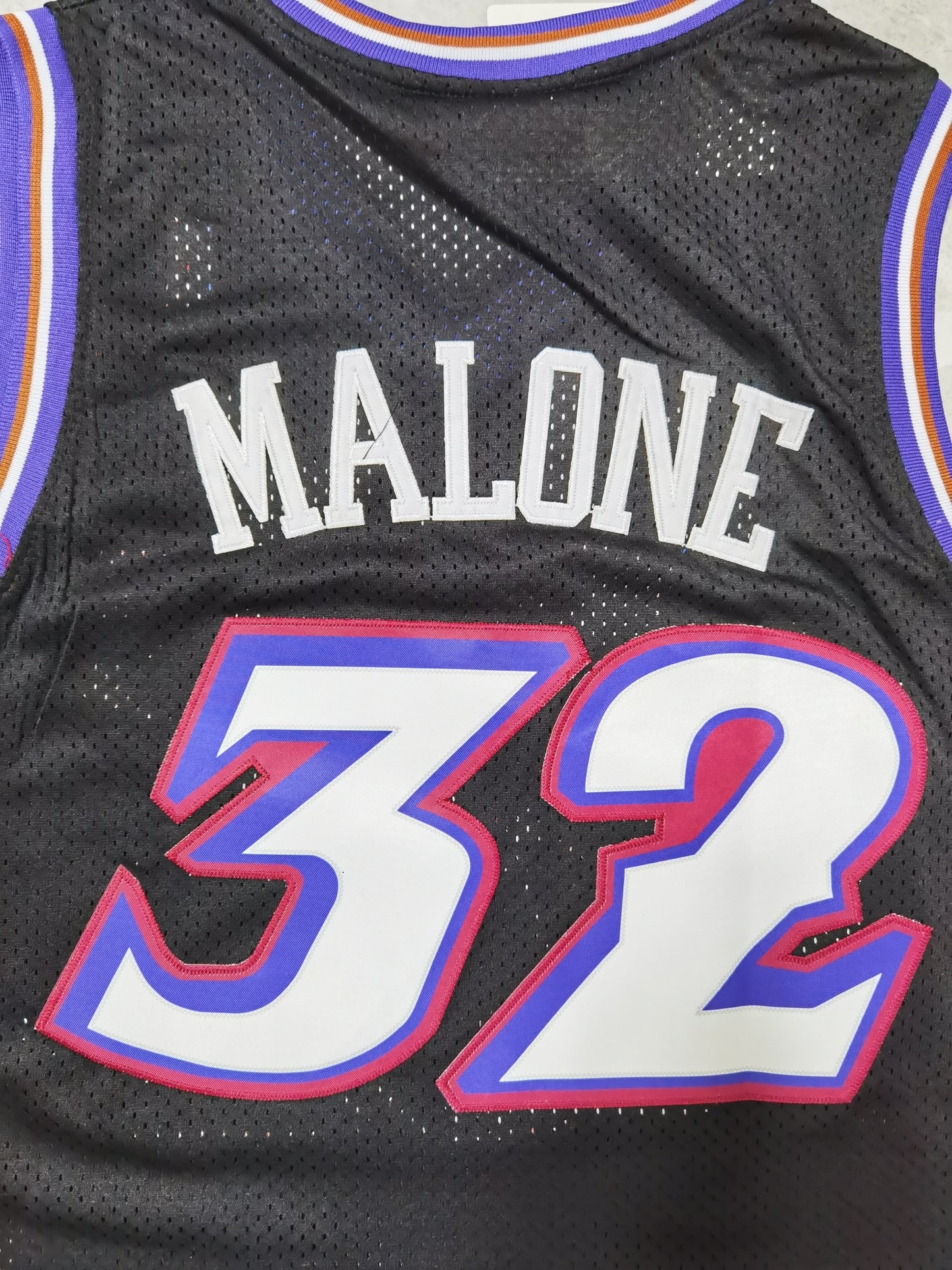 Utah Jazz #32 Karl Malone Jazz Team 32# Karl - Malone Black Retro Jersey Style 3
