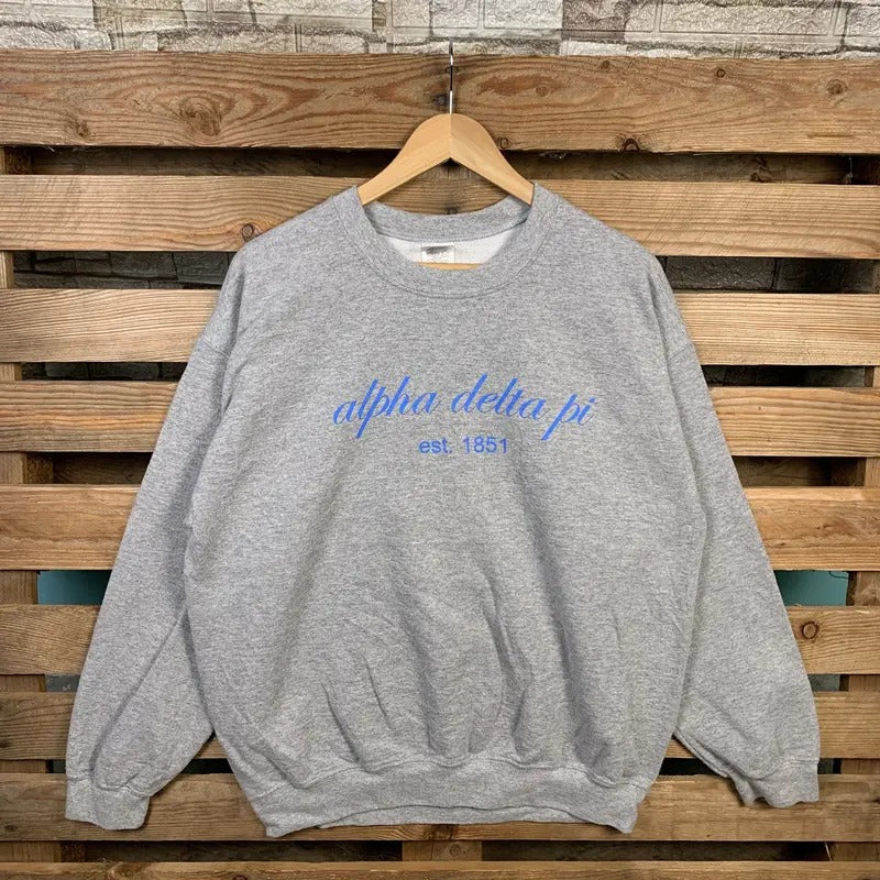 Vintage Ncaa Alpha Delta Pi Sweatshirt Alpha Delta Pi Pullover Sweater Alpha Delta Pi Crewneck Jumper Alpha Delta Pi Logo Graphic Large Size