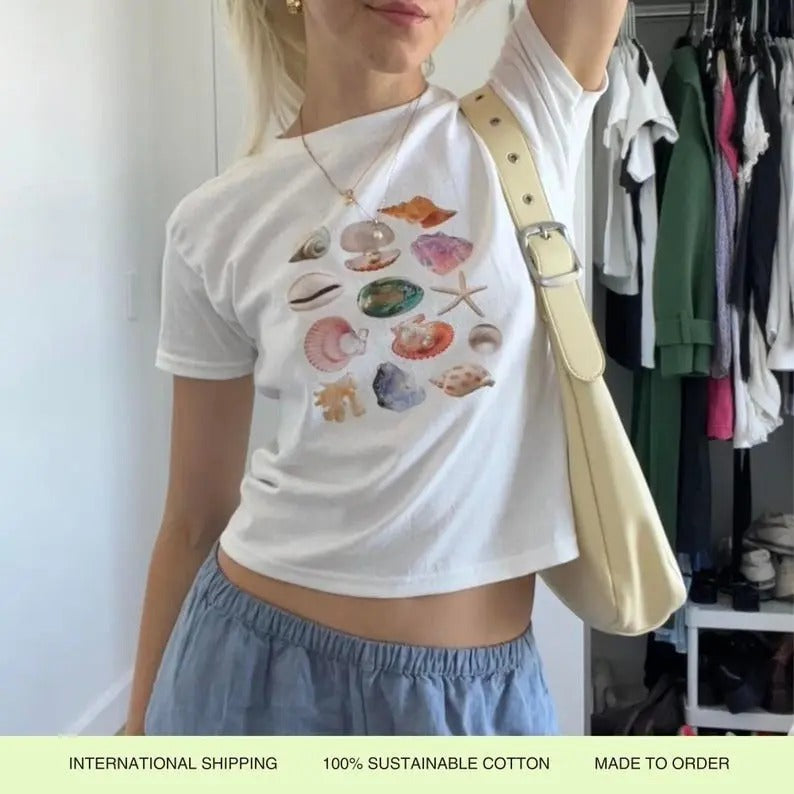 Vintage Sea Shell Women's T-Shirt - Classic Fit Coastal Grandma Aesthetic Baby Tee with Cute Seashell Collage