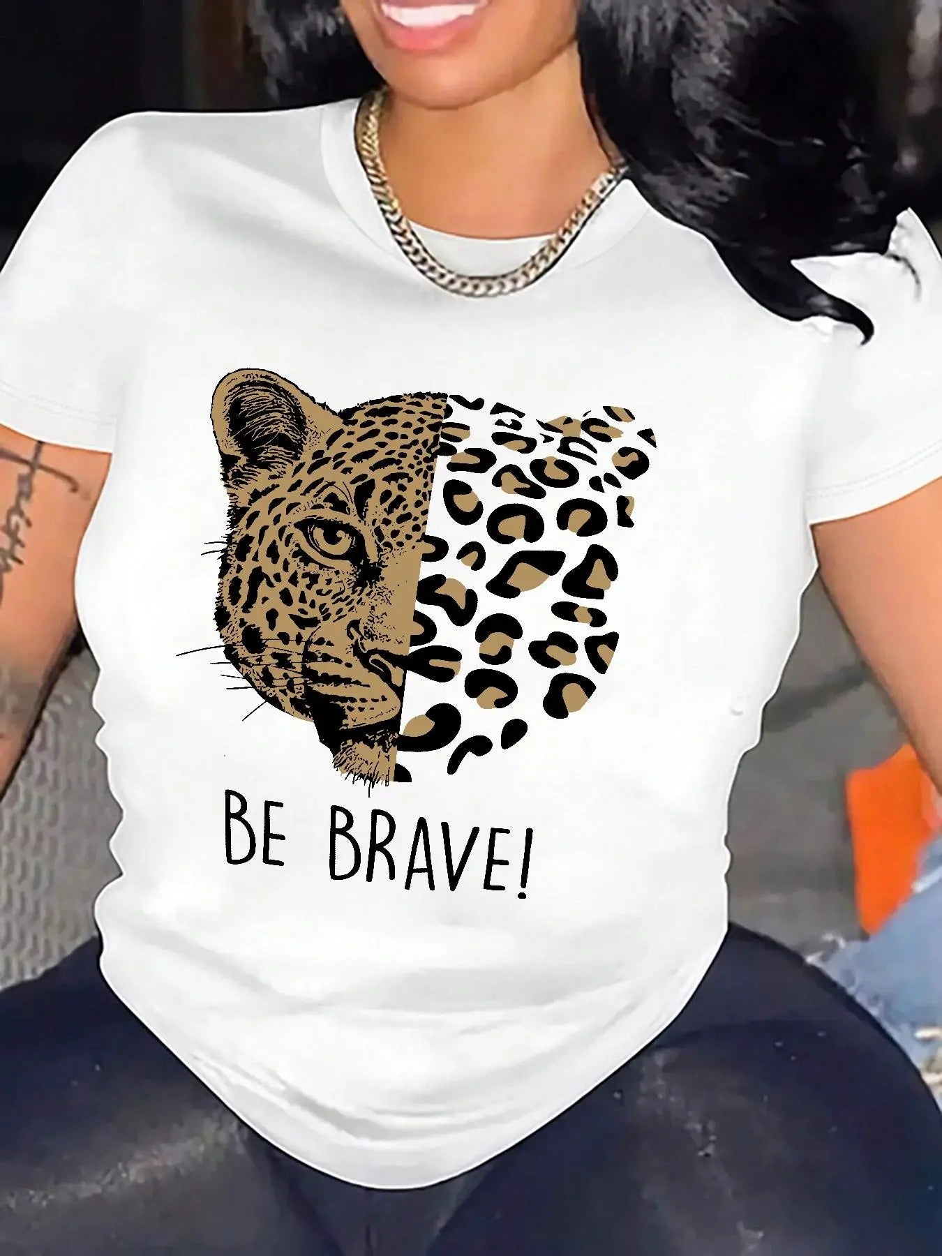 Women's Cartoon Leopard Graphic Print Round Neck Tee, Fashion Casual Short Sleeve T-shirt, Ladies Summer Clothes for Daily Wear