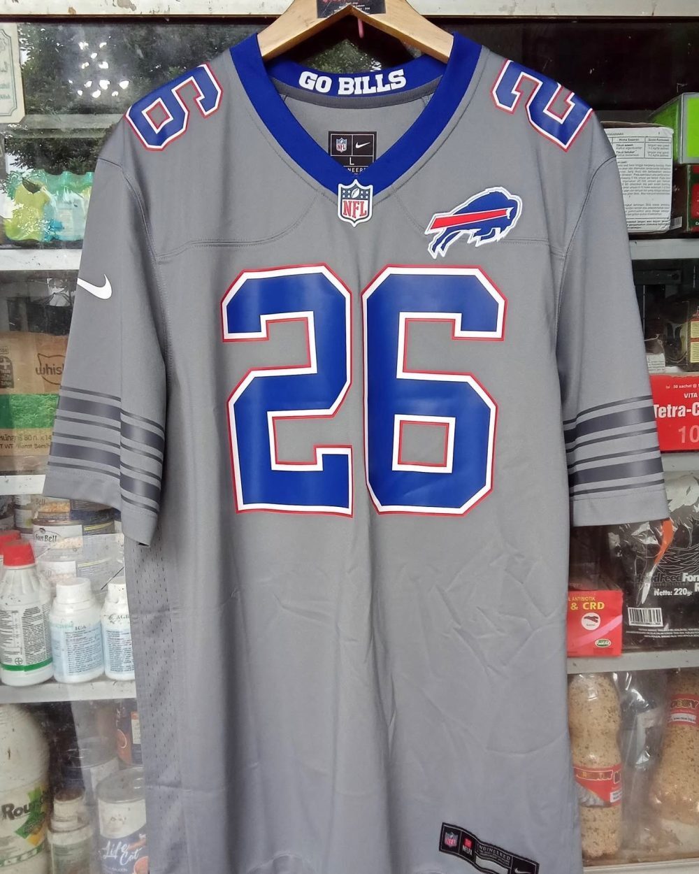 buffalo-bills-silver-gray-nickel-alternate-jersey-2026-1-1000x1250