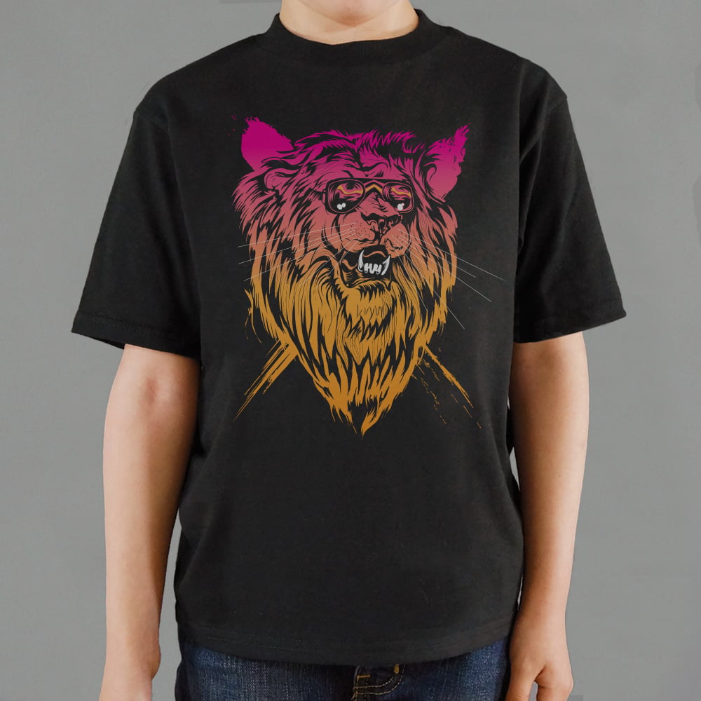 Lion-el Rich-eyes