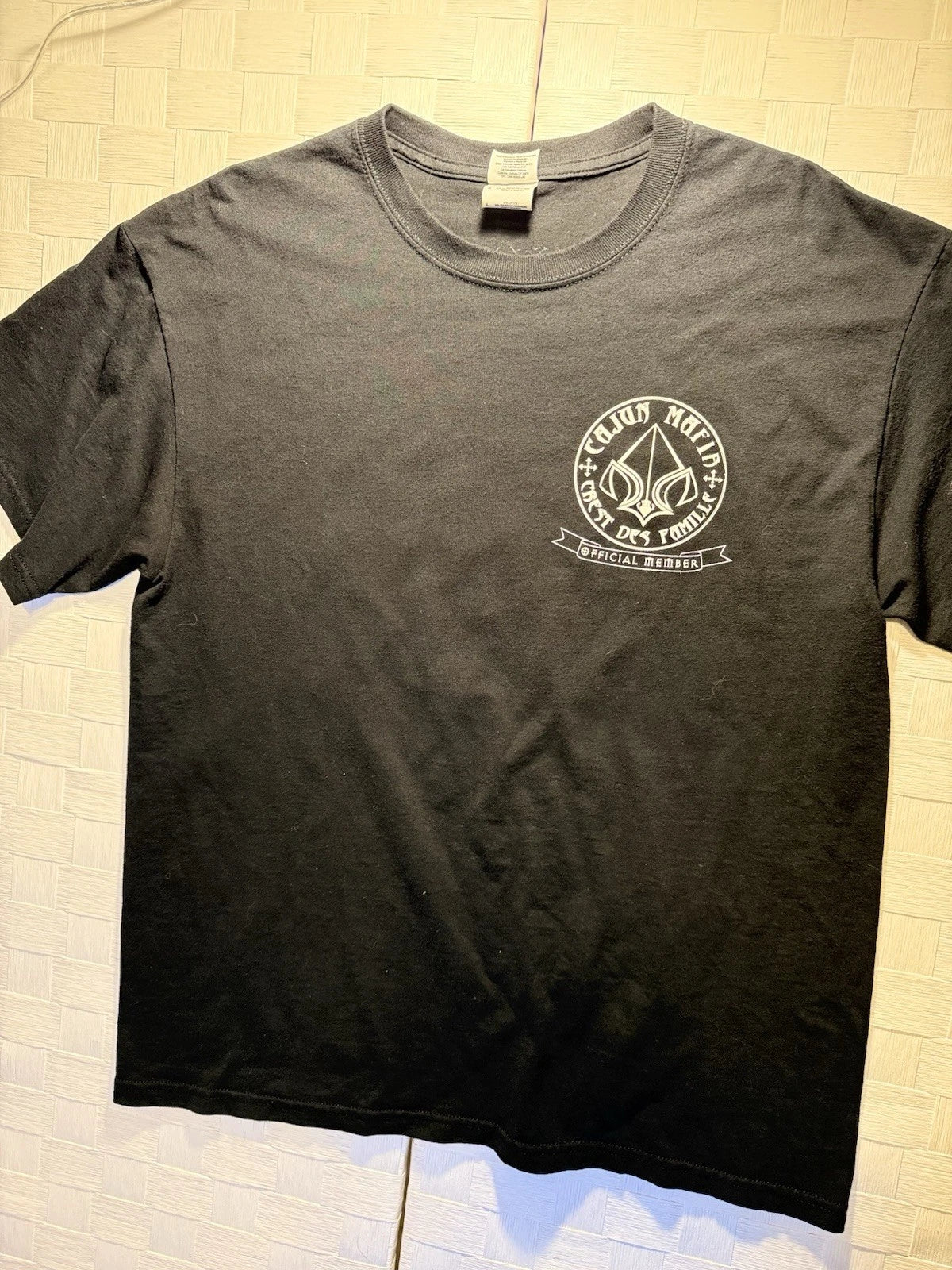 Gildan Men’s Black Cajun Mafia Crew Neck Short Sleeve T-Shirt Size L