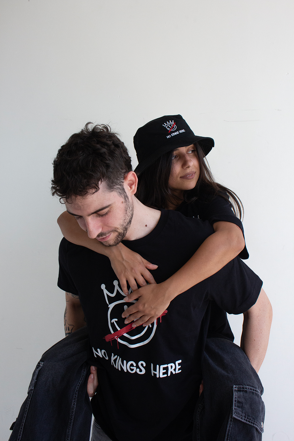 No Kings Here T-Shirt (Black) Hoodie, Sweatshirt | InkThreadWorks.com (Image 3)