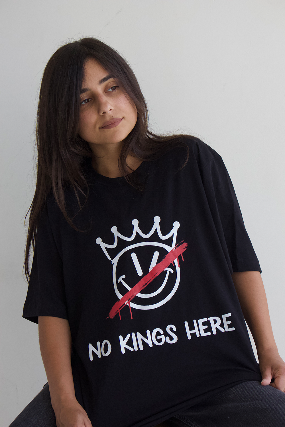 No Kings Here T-Shirt (Black) Hoodie, Sweatshirt | InkThreadWorks.com (Image 5)