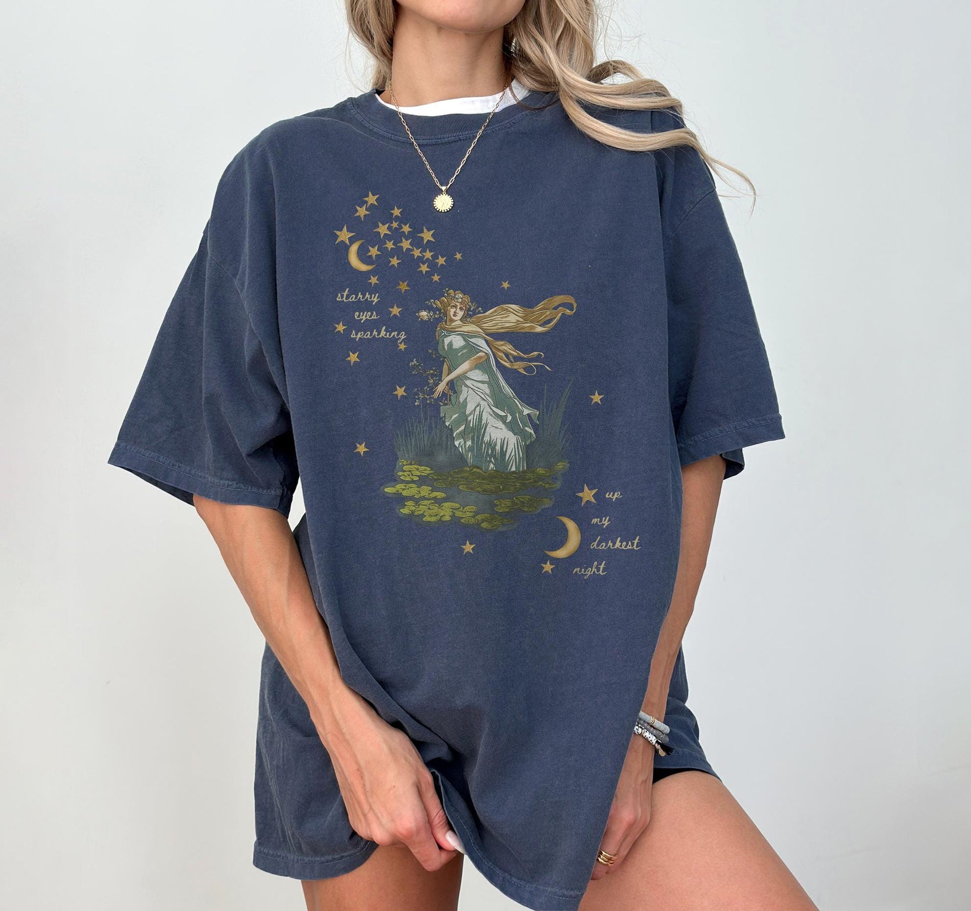 Starry Eyes Vintage Celestial Moon Stars Reputation Unisex T-shirt, Sweatshirt, Hoodie (2)