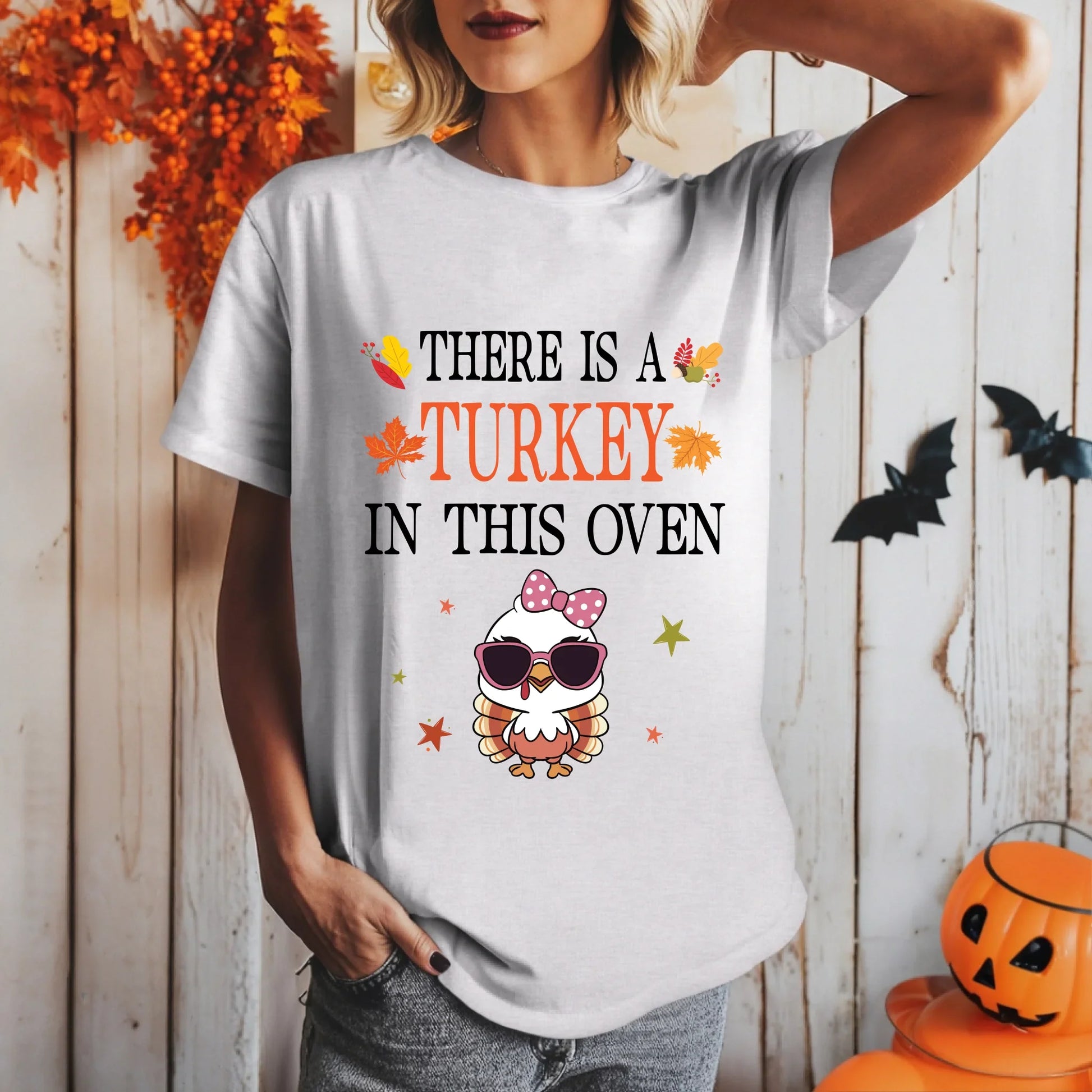 "There Is a Turkey in This Oven” Maternity T-Shirt – Funny Thanksgiving Pregnancy Announcement Hoodie, Sweatshirt (Image 2)