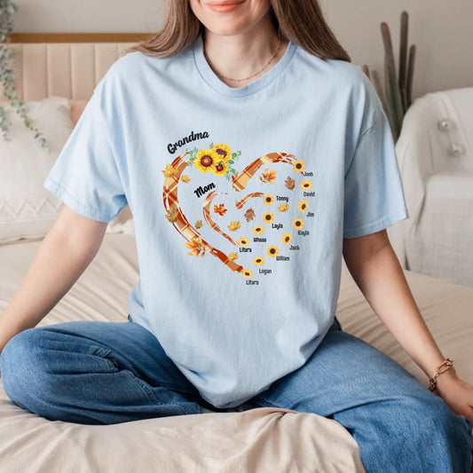 Custom Thanksgiving Shirt for Grandma – Personalized Family Heart with Names & Members Hoodie, Sweatshirt (Image 1)