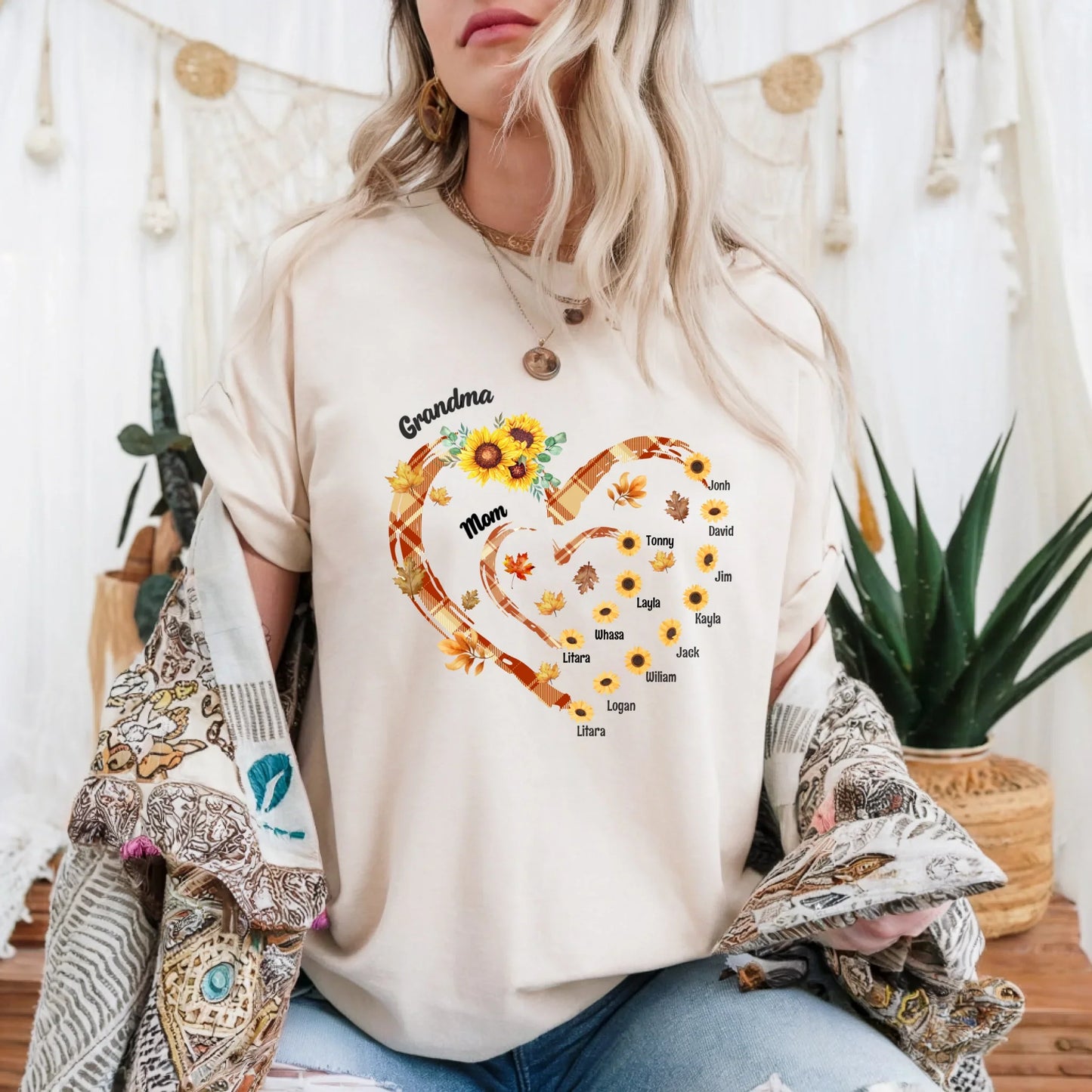 Custom Thanksgiving Shirt for Grandma – Personalized Family Heart with Names & Members Hoodie, Sweatshirt (Image 5)