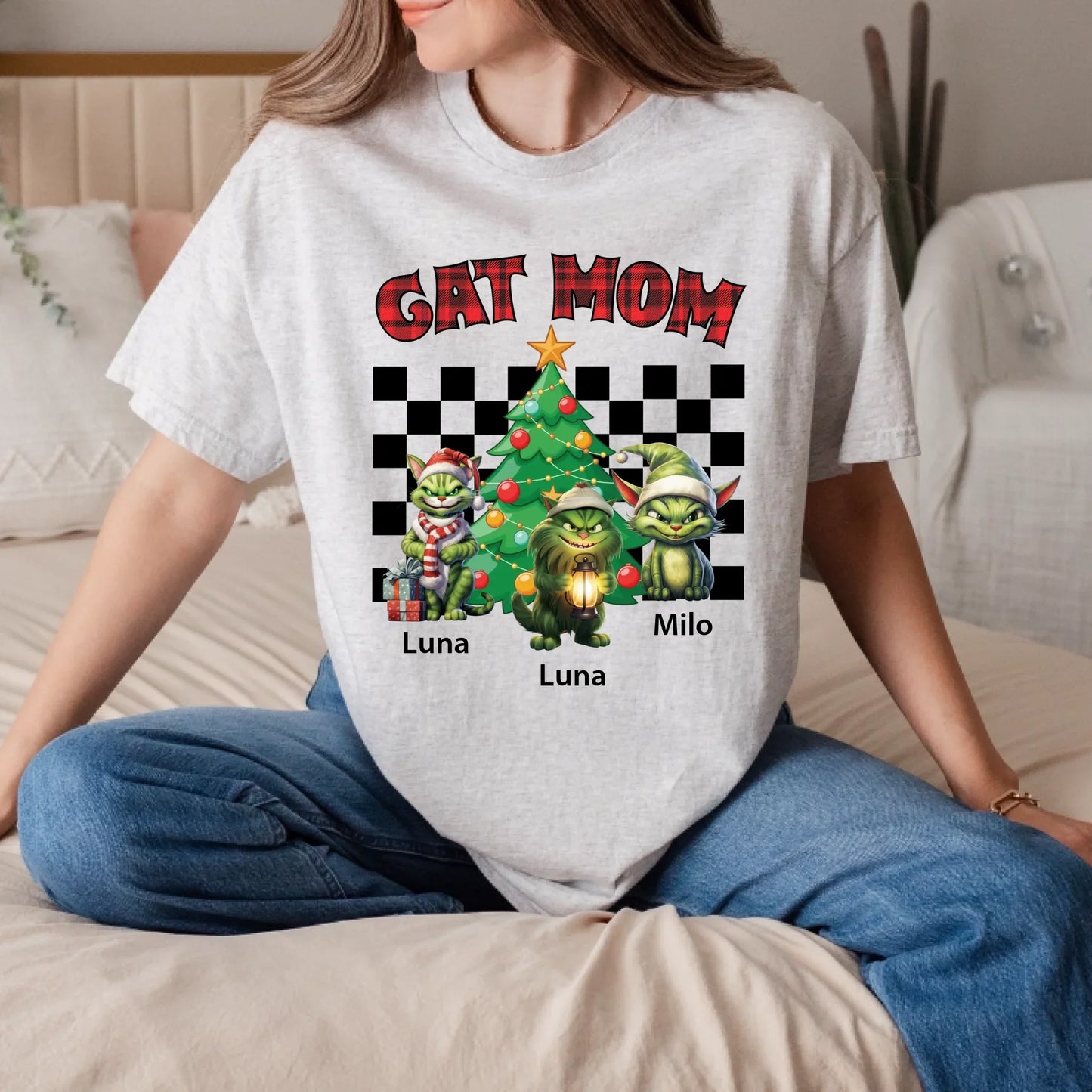 Personalized Cat Mom Christmas Sweatshirt – Custom Cat Names & Festive Holiday Pullover T-Shirts, Hoodie (Image 2)