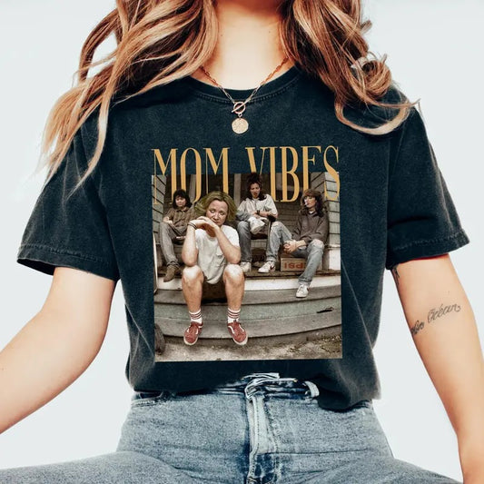 90's Mom Vibes Shirt, Thug Mom T-Shirt, Retro S!tcom Mom Vibes, Funny, Cute T-shirt, Gift for Mama, Gift for Mom, Top Womenswear, Lady Underwear