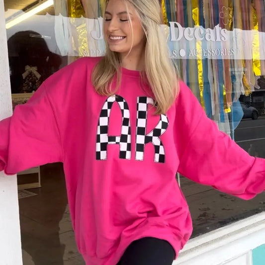 AR Arkansas Checkered Print Black & White State Crewneck Trendy Sweatshirt Oversized Fit Loose-Fitting Casual Top -...