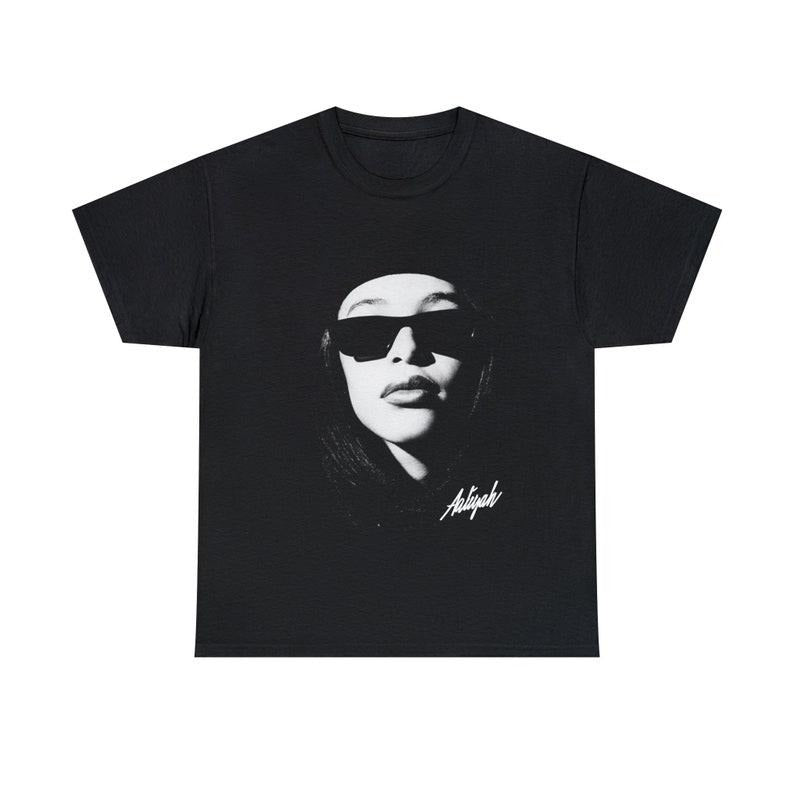 Aaliyah Heavyweight T-shirt - 90's - 2000s Rnb - Rock the Boat - Rap Tee