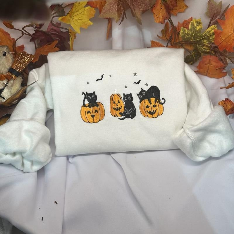 Black Cat Halloween sweatshirt; pumpkin crewneck Embroidery Sweatshirt Comfortable Soft Tops T-Shirts, Hoodie