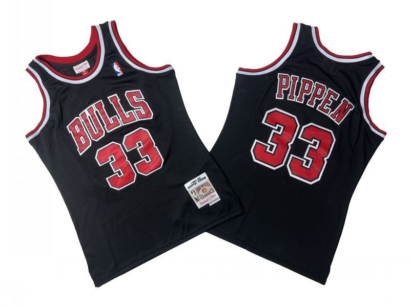 Chicago Bulls #33 Scottie Pippen Bulls 33 # Black 97-98 Season Mitchell Retro Jersey -- Scottie . Pippen Style 2