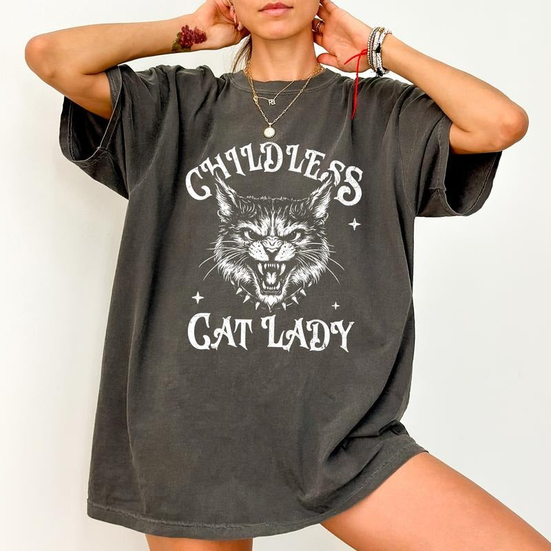 Childless Cat Ladies Shirt, Graphic Printed Tee, Cat Mama Shirt, Women Power Tee, Women's Rights Tee, Cotton Fabric Relaxed Fit Chic Style