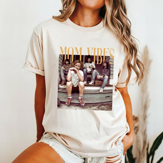 Comfort Colors Retro Mom Vibes Thug Life Shirt, 90s Mom Vibes T-Shirt, Mother's Day Gift, Mama Gift Sweater, Mom Life...