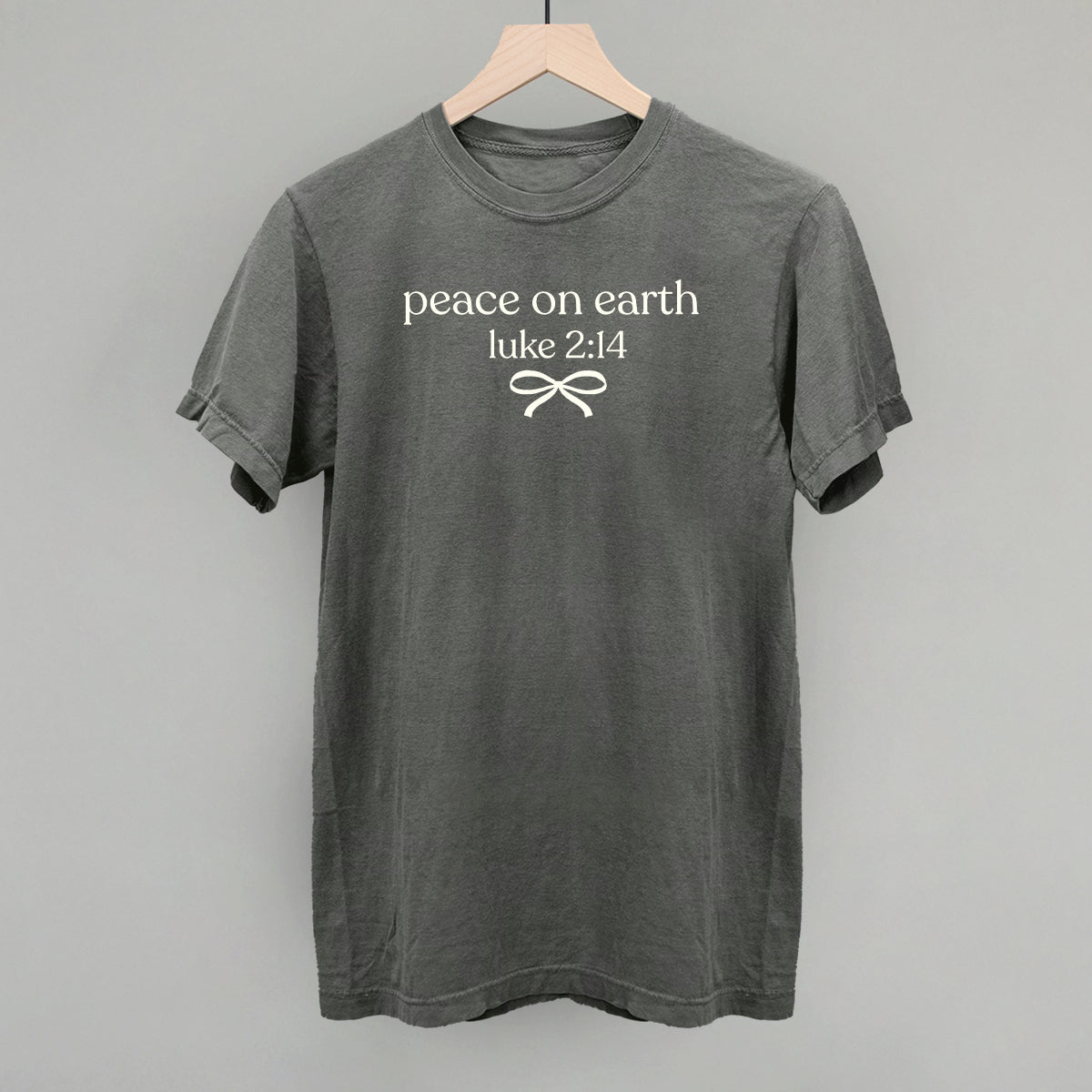 Peace On Earth (Serif + Bow)