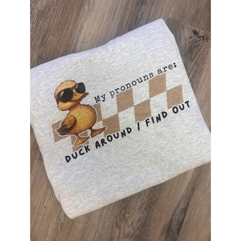 Duck Around Graphic Top
