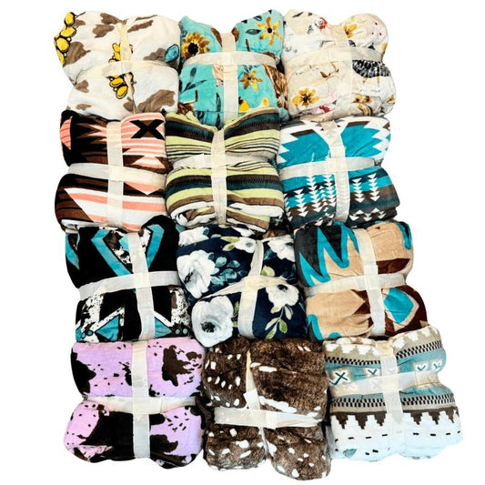 Envy Stylz Boutique Southwestern Mystery Throw Blanket 60"x80" Super Soft Ultra-Soft 100% Polyester Cozy Surprise Throw Blanket