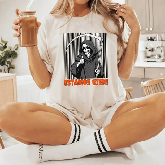Estamos bien Skeleton t-shirt, Latina shirt, Mexicana, Spanish Funny latina sweatshirts, skeleton halloween hoodie, Dia de Los Muertos Fleece Garment