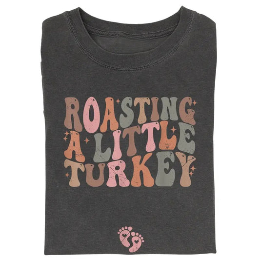 Vintage Roasting A Little Turkey Graphic Tee - Funny Pregnancy Reveal Shirt for Women - Autumn/Fall Season - ThanksGiving Gifts - Pumpkin Season