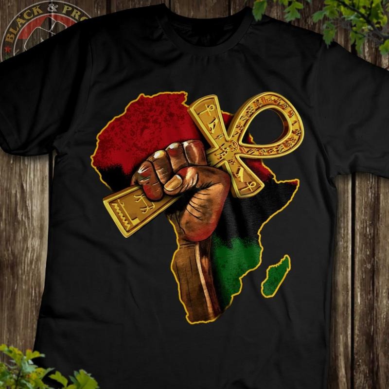 Fist Holding ANKH Africa Map Men T-shirt, ANKH Shirt, Black History, Black Men Tee, BLM Tee, Afro Men, African American Shirt