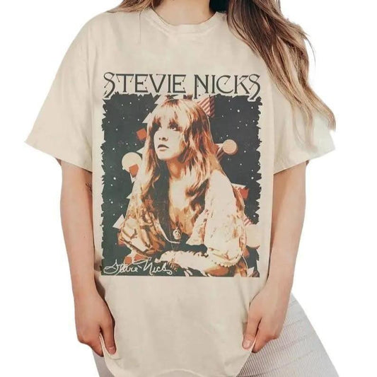 Fleetwood Mac, Vintage Band Tee, Music Shirt, Rock and Roll Tee, Retro Graphic Tee, Concert Shirt, Baggy Shirt, Retro Band Tee, Oversizedstyle{n002}2