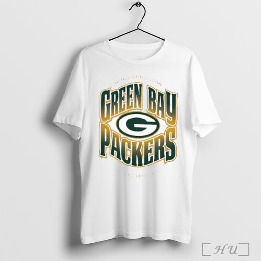 Green Bay Packers Huddle Vintage Helmet Est 1919 T Shirt