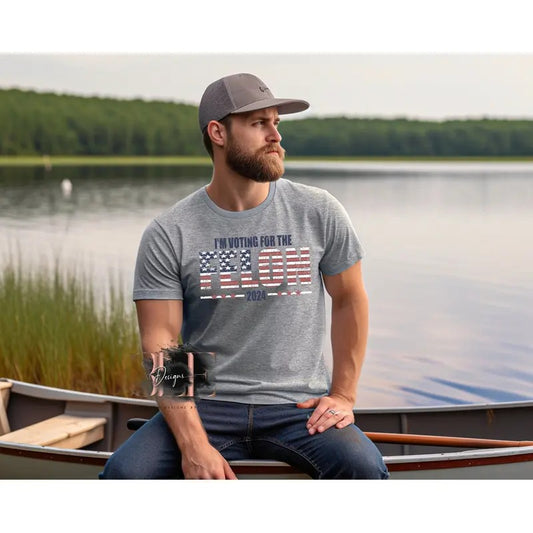 Im Voting For A Felon Shirt, Funny Election T-Shirt, Patriot Graphic Tee, Gift Idea for Guys