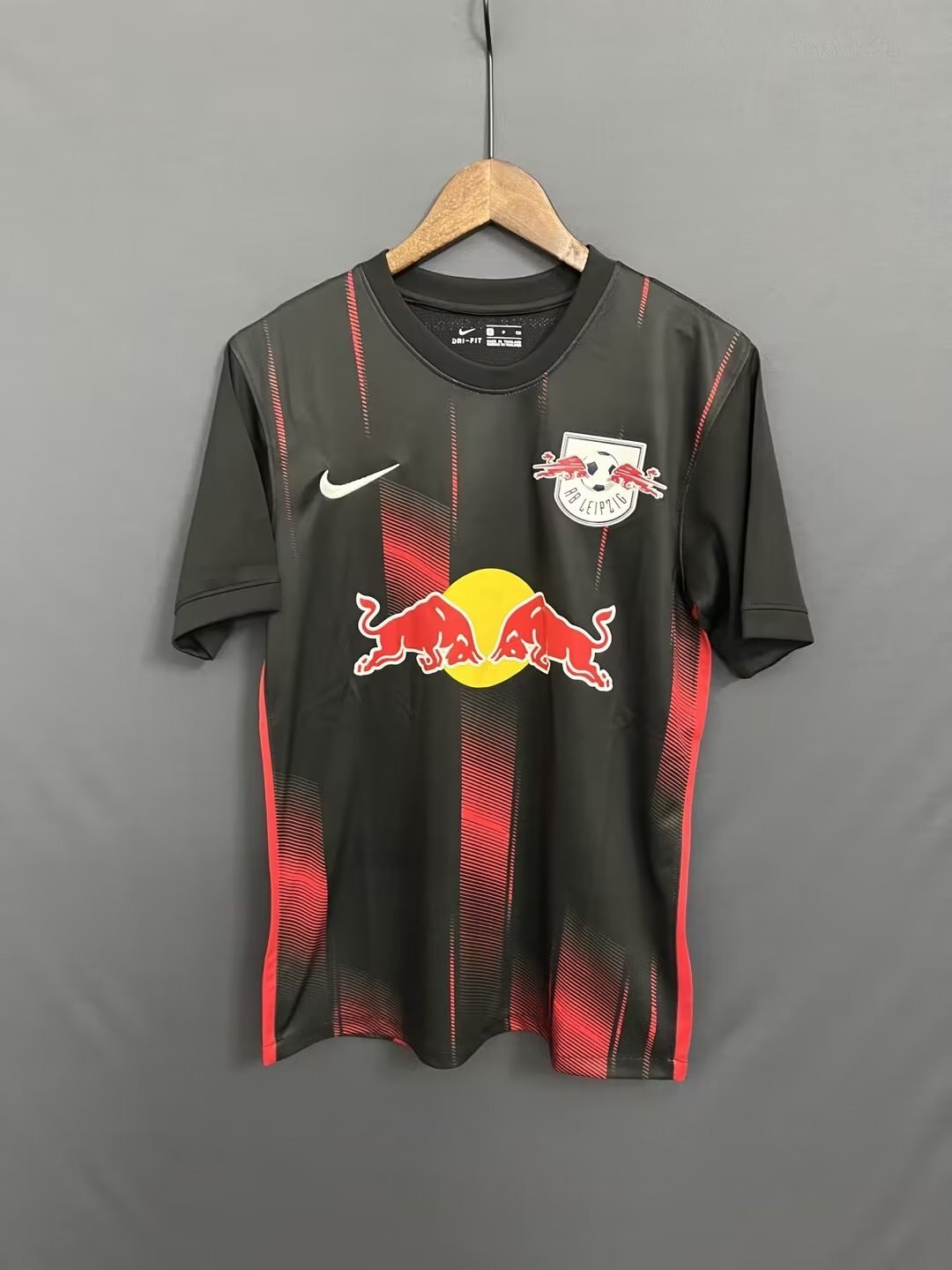 Leipzig 22-23 Red Style 4