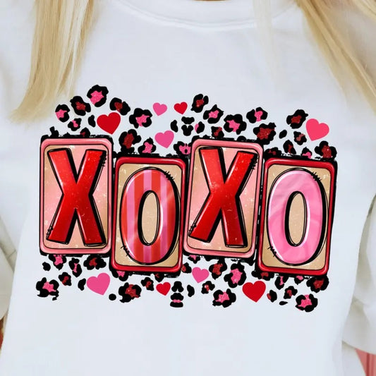 Leopard XOXO Unisex Gildan Sweatshirt T-Shirts, Hoodie | InkThreadWorks.com