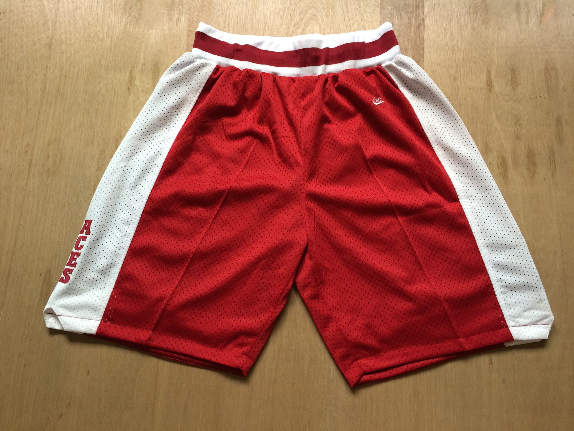 Lower Merion High School 33 Kobe Bryant Kobe 33 # High School (3) Kobe High School Red Premium Mesh Shorts