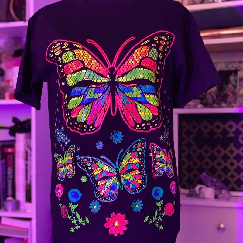 Mariposa monarca T-shirt Cotton Black Casual Hoodie, Sweatshirt | InkThreadWorks.com