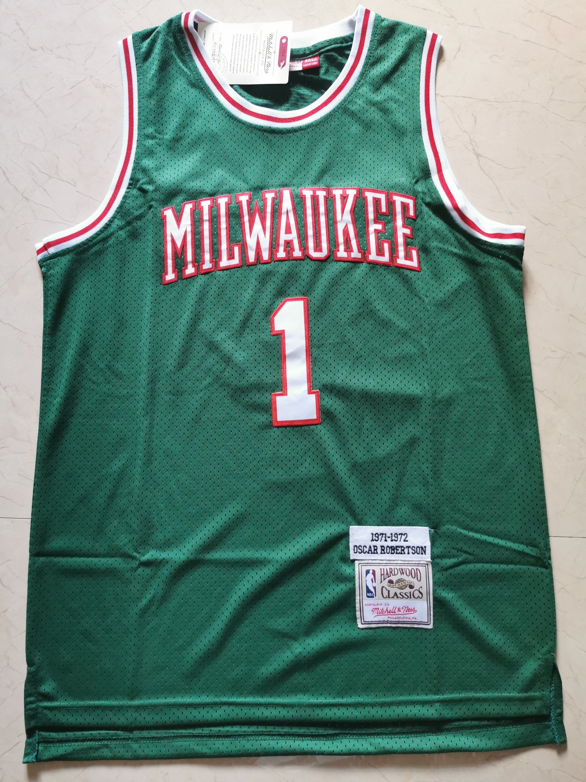Milwaukee Bucks #1 Oscar Robertson Style 1