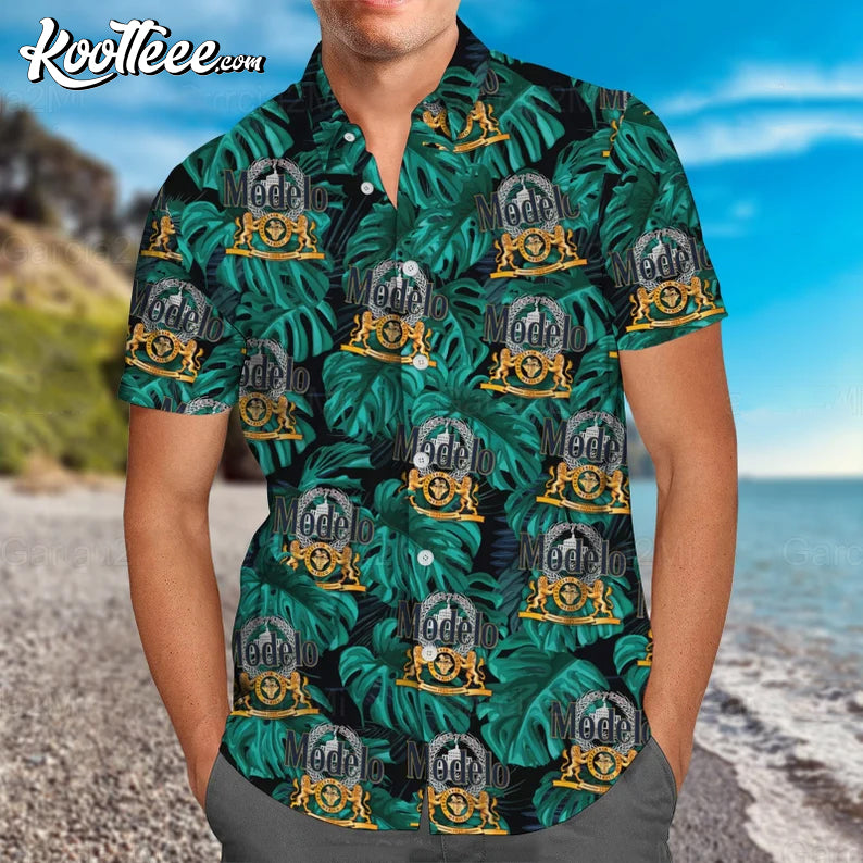 Modelo Hawaiian Shirt And Shorts